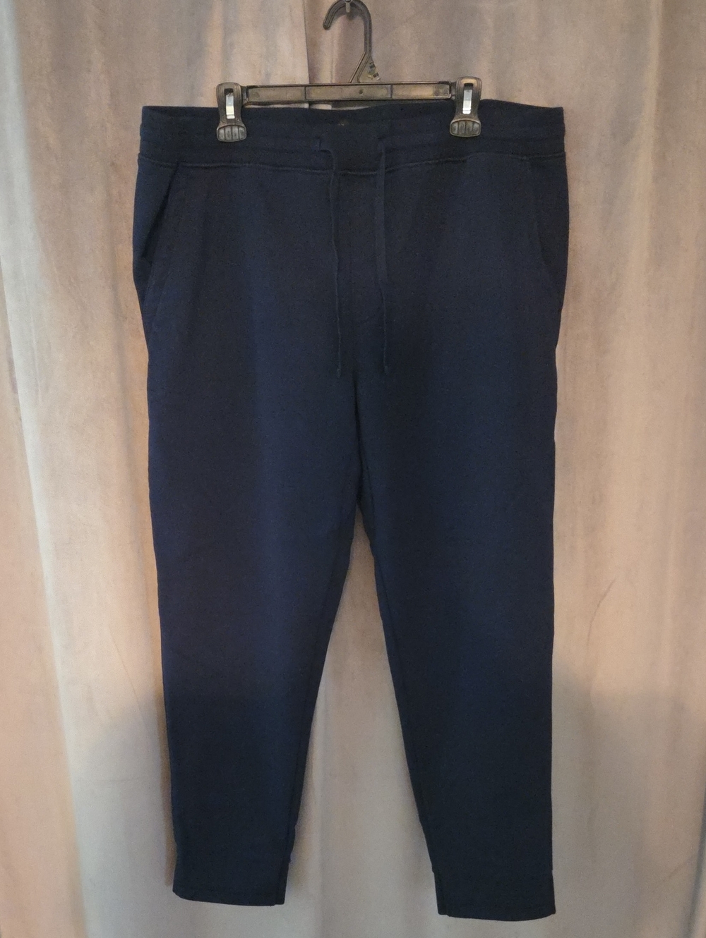 Banana Republic Men's XL Navy Drawstring Joggers